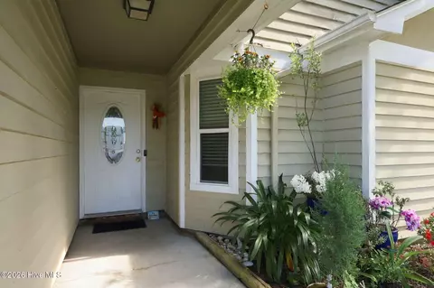 418 Red Fox Trl, Newport, NC 28570