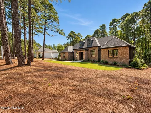 Exterior - 12 Chestertown Dr, Pinehurst, NC 28374 photo 2 of 4