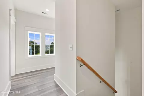 Entry Way - 52 Pier View Ct, Hampstead, NC 28443 photo 3 of 4