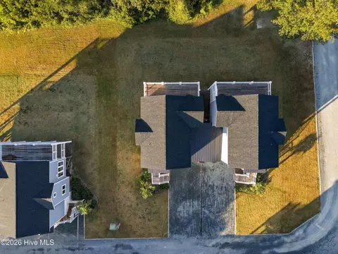 View/Area - 52 Pier View Ct, Hampstead, NC 28443 photo 3 of 9