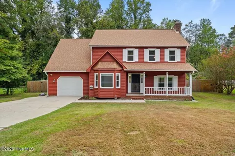 7721 Scottsdale Dr, Fayetteville, NC 28314