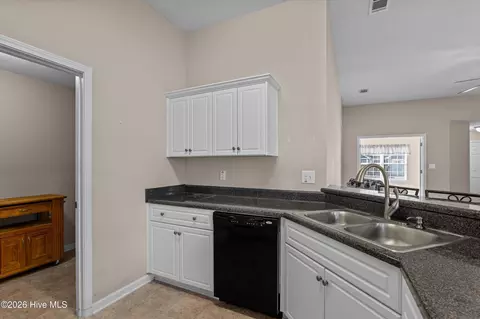 Kitchen - 208 Full Circle Dr, Evans, GA 30809 photo 5 of 5