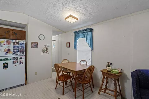 Dining - 135 Hood Dr, Modoc, SC 29838 photo 1 of 2