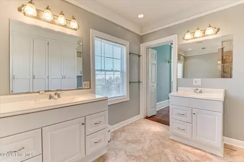 Bath - 1108 Hickman Rd, Augusta, GA 30904 photo 4 of 5