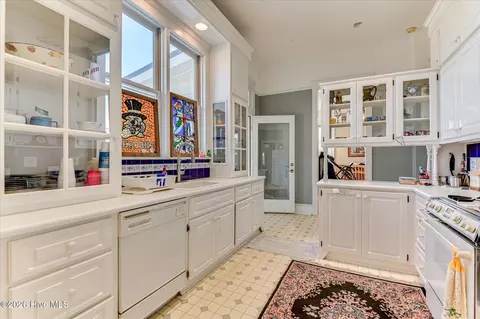 Kitchen - 1108 Hickman Rd, Augusta, GA 30904 photo 5 of 6
