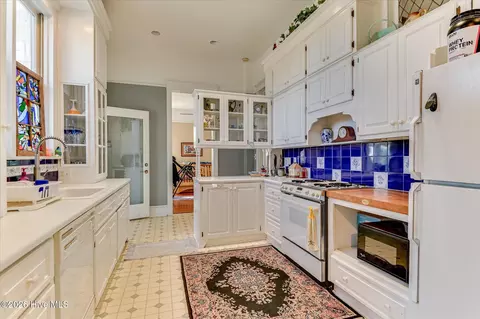 Kitchen - 1108 Hickman Rd, Augusta, GA 30904 photo 4 of 6