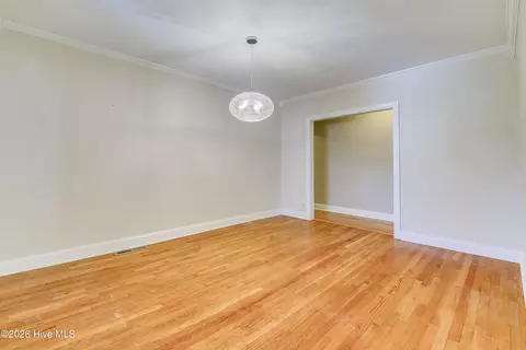Living - 3011 Fox Spring Rd, Augusta, GA 30909 photo 5 of 10