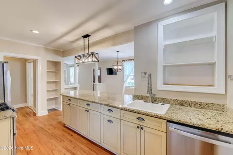 Kitchen - 3011 Fox Spring Rd, Augusta, GA 30909 photo 3 of 8