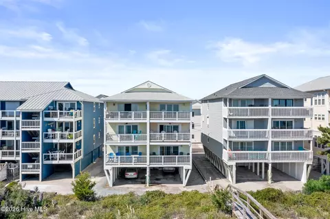 612 N Carolina Beach Ave N UNIT 3A, Carolina Beach, NC 28428