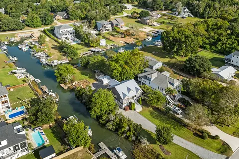 View/Area - 1017 Mallard Bay Rd, Hampstead, NC 28443 photo 1 of 10