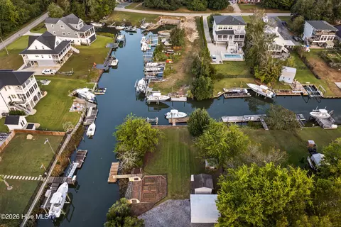 View/Area - 1017 Mallard Bay Rd, Hampstead, NC 28443 photo 7 of 10