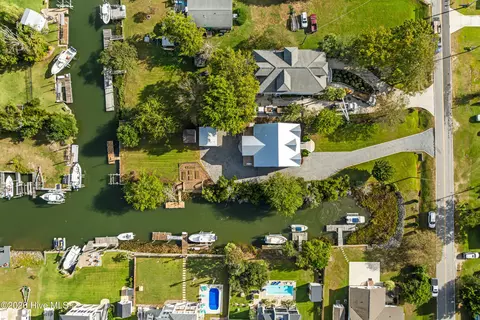 View/Area - 1017 Mallard Bay Rd, Hampstead, NC 28443 photo 4 of 10