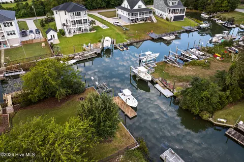 View/Area - 1017 Mallard Bay Rd, Hampstead, NC 28443 photo 6 of 10