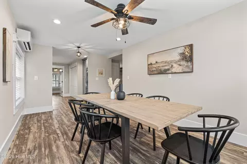 Dining - 1017 Mallard Bay Rd, Hampstead, NC 28443 photo 2 of 2