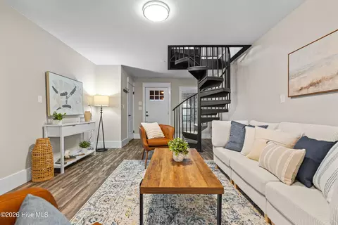 Living - 1017 Mallard Bay Rd, Hampstead, NC 28443 photo 1 of 1