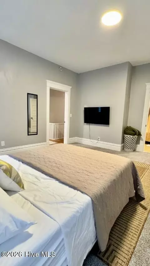 Bedroom - 227 Greene St, Augusta, GA 30901 photo 6 of 10