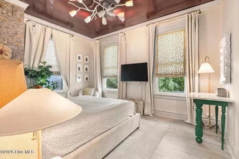 Bedroom - 227 Greene St, Augusta, GA 30901 photo 1 of 10