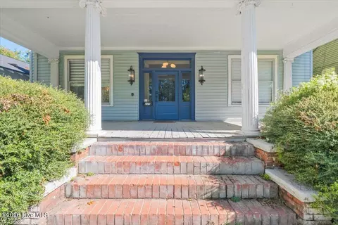 Exterior - 227 Greene St, Augusta, GA 30901 photo 3 of 4