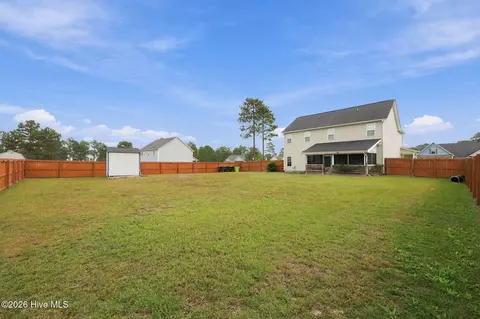 Exterior - 402 Kinroff Dr, Hubert, NC 28539 photo 6 of 8