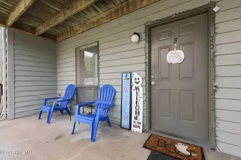 3309 Bridges St #5, Morehead City, NC 28557
