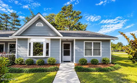 600 N 35th St #404, Morehead City, NC 28557