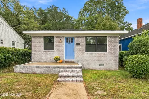 1307 S 7th St, Wilmington, NC 28401