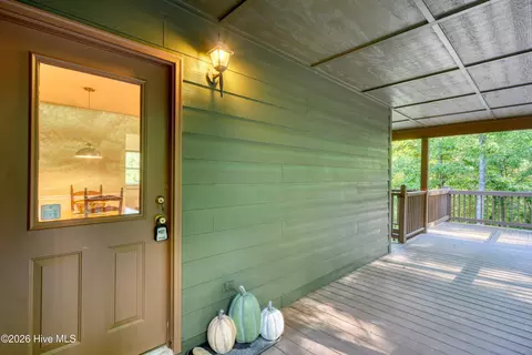 Exterior - 40 Rebekah Trce, Murphy, NC 28906 photo 4 of 7