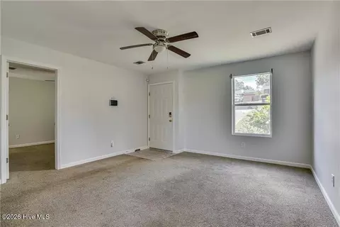 Living - 3303 Cobblestone Ct, Augusta, GA 30906 photo 2 of 3