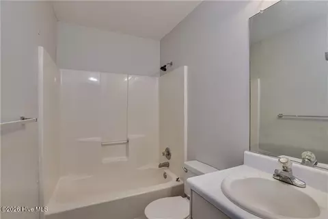 Bath - 3303 Cobblestone Ct, Augusta, GA 30906 photo 1 of 1