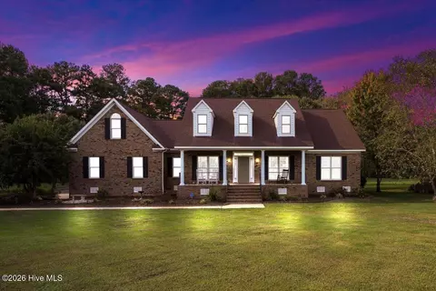 9246 Thomas Rd, Rocky Mount, NC 27803