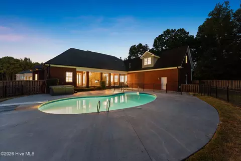 Exterior - 645 Emerald Xing, Evans, GA 30809 photo 3 of 15