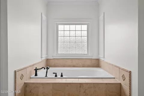 Bath - 645 Emerald Xing, Evans, GA 30809 photo 4 of 9