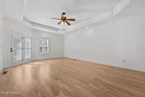Living - 645 Emerald Xing, Evans, GA 30809 photo 4 of 5