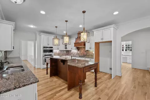 Kitchen - 645 Emerald Xing, Evans, GA 30809 photo 1 of 5