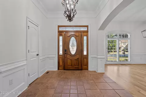 Entry Way - 645 Emerald Xing, Evans, GA 30809 photo 2 of 5