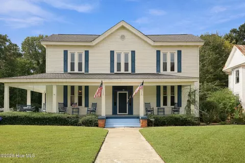 904 Church St, Scotland Neck, NC 27874