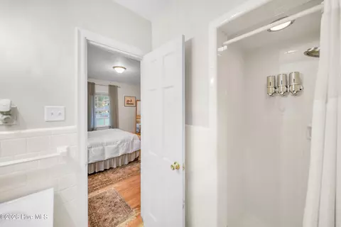 Bath - 6 Lee Ln, Weldon, NC 27890 photo 3 of 8