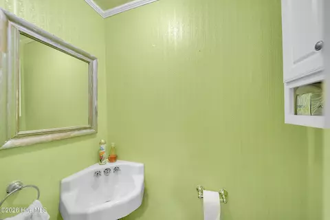 Bath - 6 Lee Ln, Weldon, NC 27890 photo 7 of 8