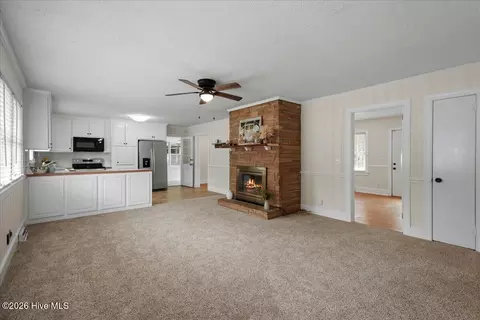 Living - 5730 Lamm Rd, Wilson, NC 27896 photo 4 of 4