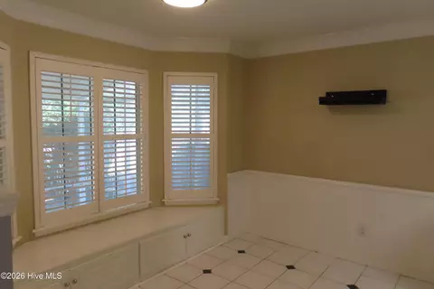Living - 492 Granite Pt, Augusta, GA 30907 photo 3 of 3