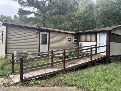 213 S Railroad St, Whitakers, NC 27891 photo 5