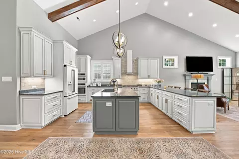 Kitchen - 4557 Moss Bnd, New Bern, NC 28562 photo 1 of 9