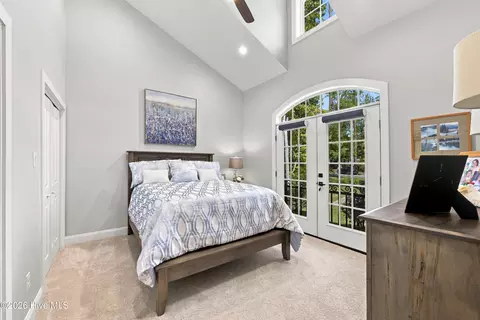 Bedroom - 4557 Moss Bnd, New Bern, NC 28562 photo 3 of 4
