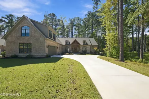 Exterior - 4557 Moss Bnd, New Bern, NC 28562 photo 3 of 11