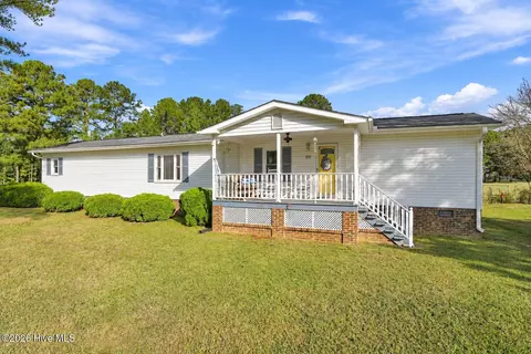 86 Sky Band Trl, Hollister, NC 27844