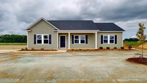 109 Berkeley Pl, Pikeville, NC 27863
