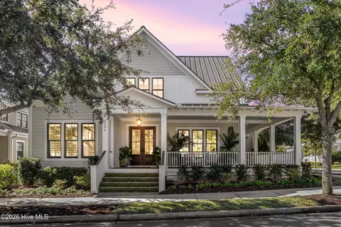 5304 Hanahan Dr, Wilmington, NC 28403