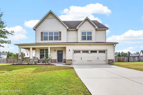 221 River Winding Rd, Jacksonville, NC 28540
