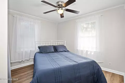 2912 Newport Cir, Newport, NC 28570