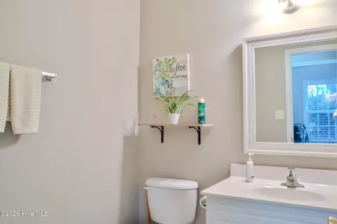 Bath - 602 Rutledge Way, Evans, GA 30809 photo 1 of 11